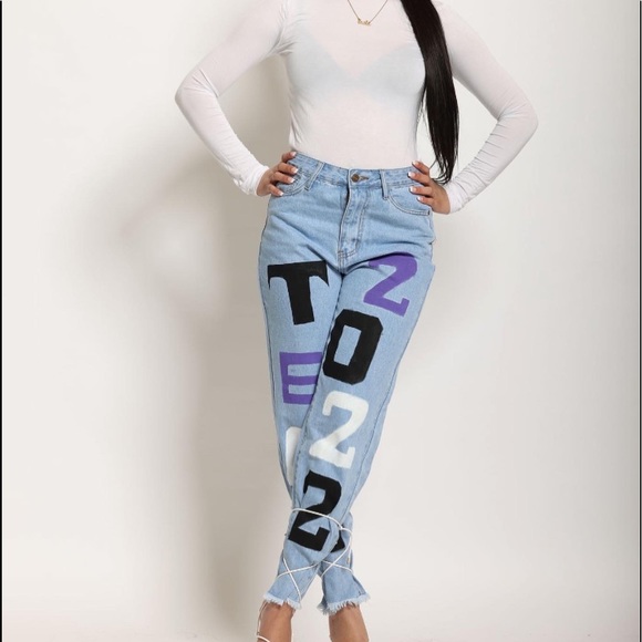 2022 JEANS FOR SELL . - Picture 4 of 4